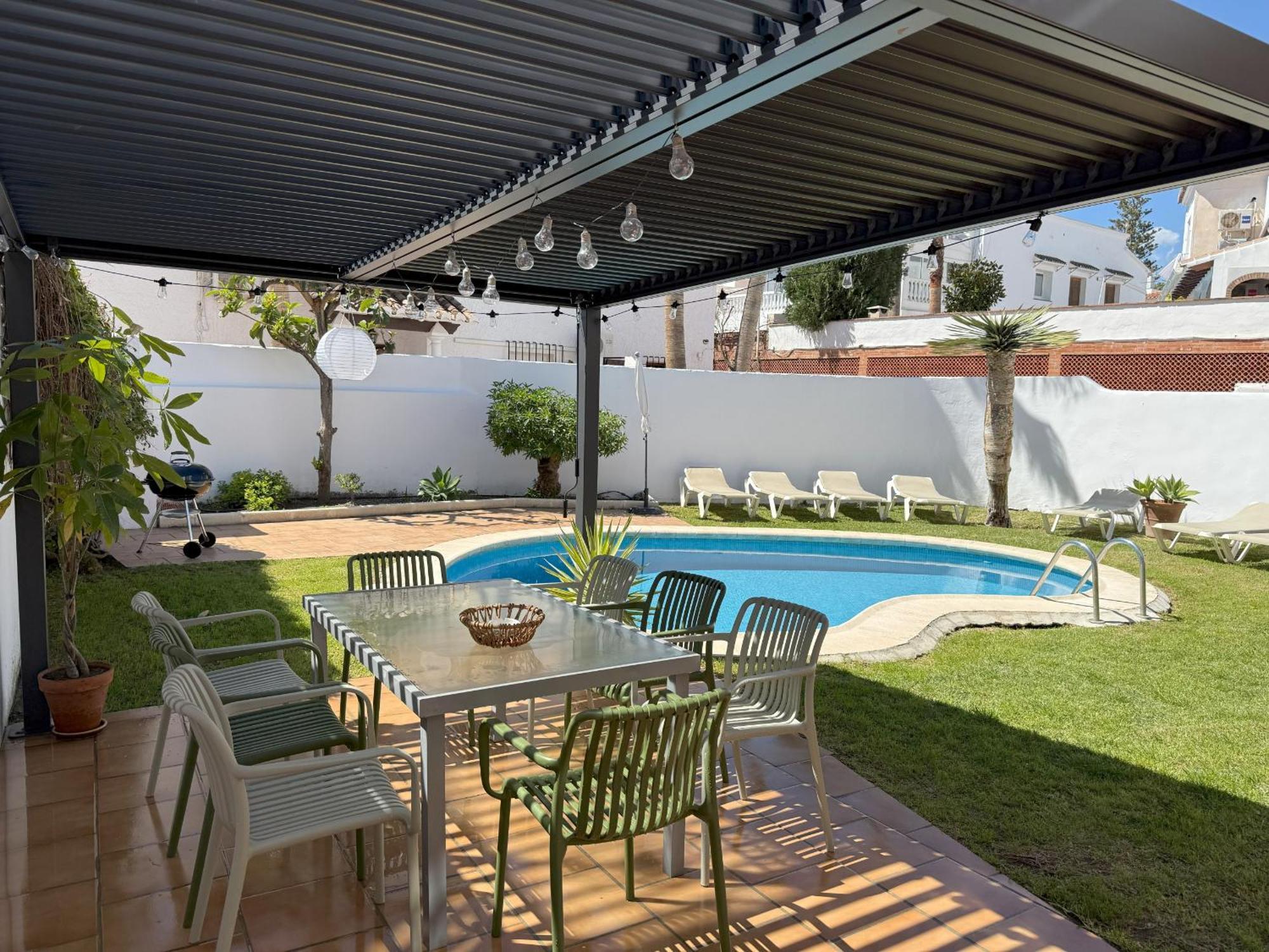 Nerja Paradise Rentals - Villa Victoria Bagian luar foto