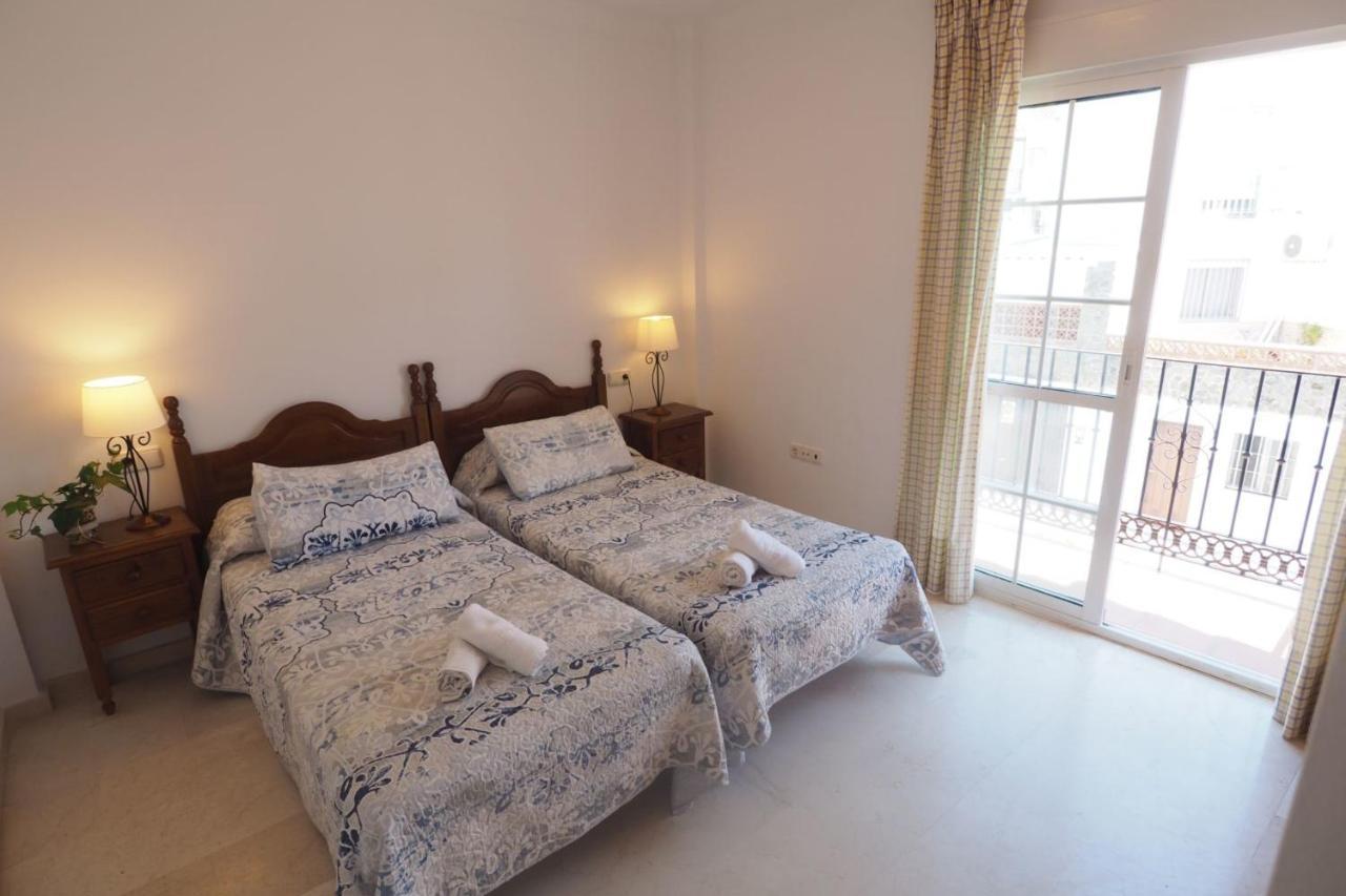 Nerja Paradise Rentals - Villa Victoria Bagian luar foto