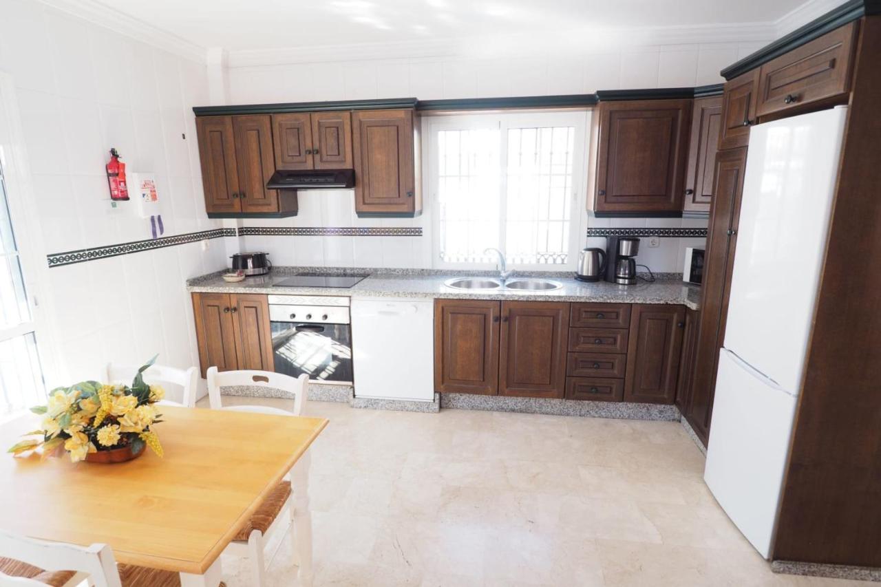 Nerja Paradise Rentals - Villa Victoria Bagian luar foto